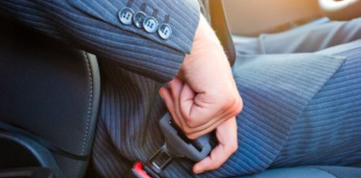 Airbags, cinto e ABS não bastam para segurança veicular, alertam especialistas