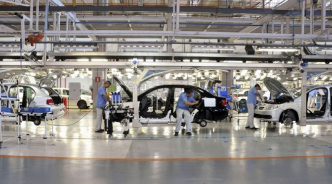 Produção de veículos no Brasil cai 2,2% em setembro, diz Anfavea