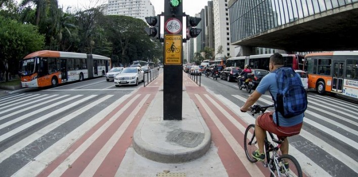 Câmara aprova proposta de pagar paulistano por pedalar