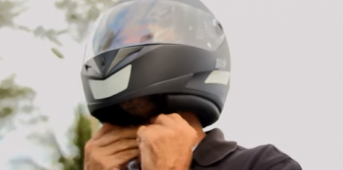 Detran.SP alerta: quentão não combina com direção e chapéu de palha não substitui capacete