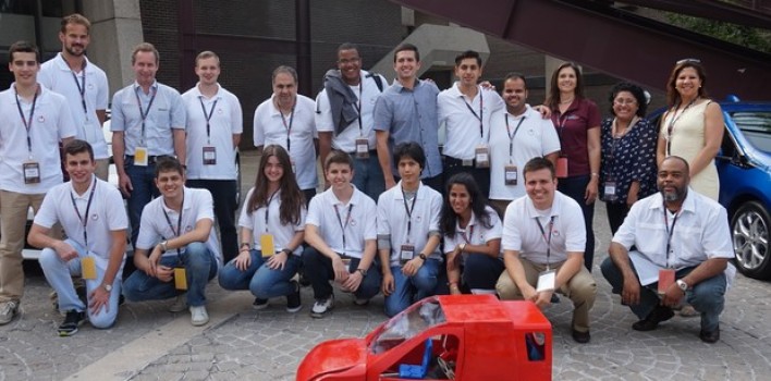 Estudantes da USP ganham prêmio com carro flexível e compartilhado