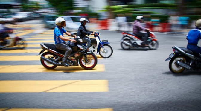 Número de acidentes com motociclistas triplica em pouco mais de uma década