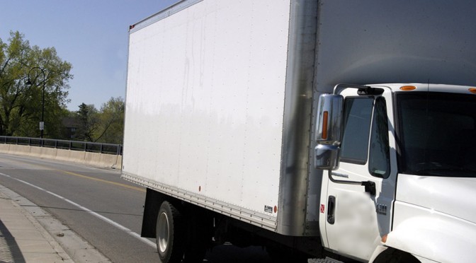 PRF restringe circulação de caminhões nos feriados em 2017