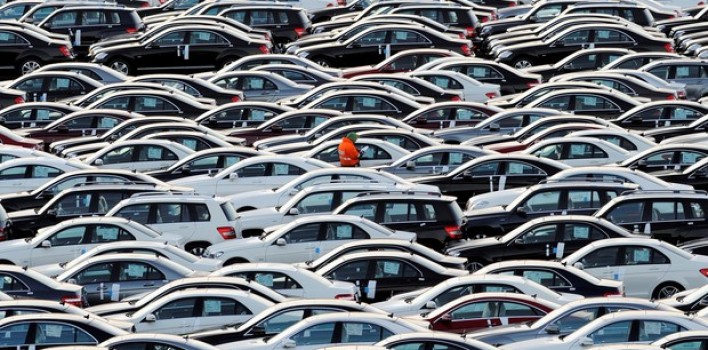 Venda de carros e comerciais leves deve fechar 2016 com queda de 20%