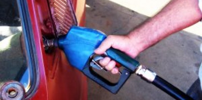 Combustível adulterado afeta peças caras do seu carro