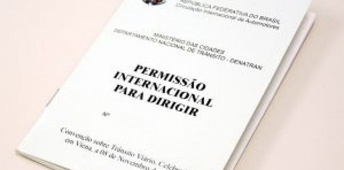 Permissão Internacional para Dirigir é aceita em mais de 100 países