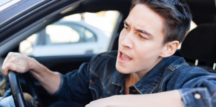 Estado emocional alterado aumenta em quase dez vezes risco de colisões no trânsito