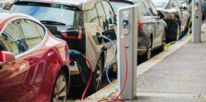 Até 2020, Brasil deve ter frota de aproximadamente 40 mil veículos elétricos