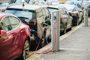 Até 2020, Brasil deve ter frota de aproximadamente 40 mil veículos elétricos