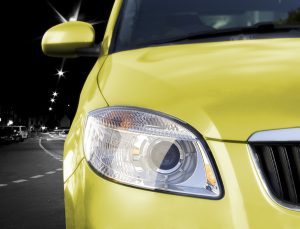 Contran regulamenta alterações na iluminação de veículos