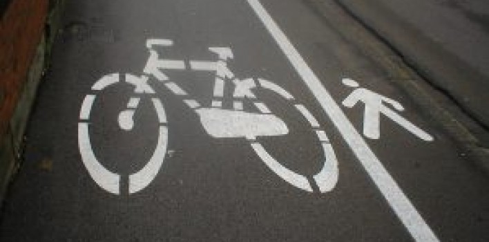 Debatedores fazem críticas a PL que define diretrizes para circulação de ciclistas e pedestres