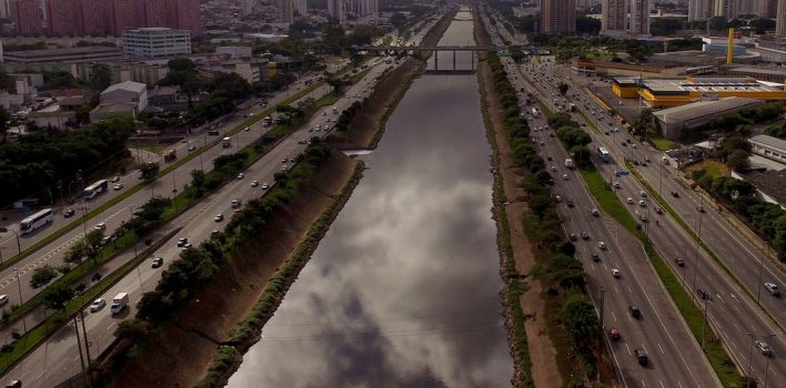 CET vai fiscalizar motorista por velocidade média em trajeto específico em SP