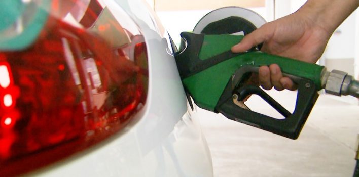 Preço da gasolina sobe 1,9% na semana e bate novo recorde no ano, diz ANP