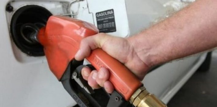 Preços dos combustíveis voltam a subir em SP e no RJ