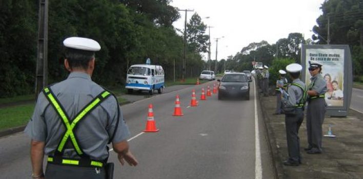 Nova lei de trânsito muda regras para conversão de multa em advertência por escrito