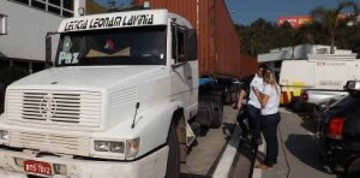 Barra de direção exige cuidados para evitar folgas que podem colocar em risco a segurança do caminhão