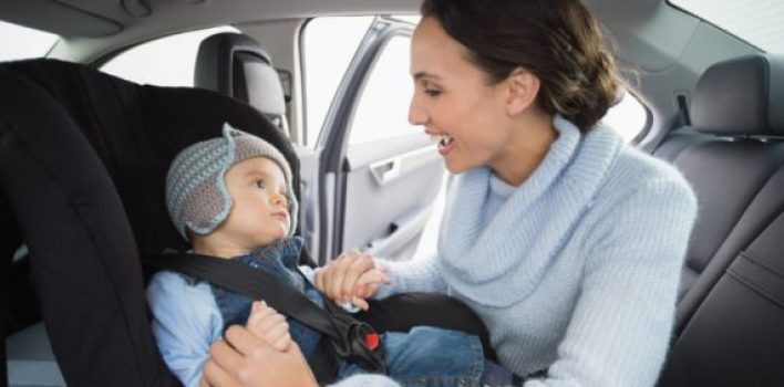 Cadeirinha de costas para o movimento: adie a troca de posição o quanto puder