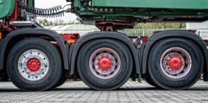 Novas regras para transporte rodoviário de carga dificultam perda da habilitação por caminhoneiros