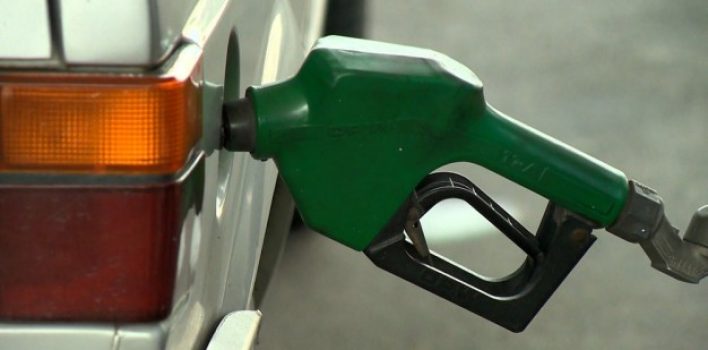 Preço da gasolina volta a subir e passa de R$ 3,90 pela primeira vez