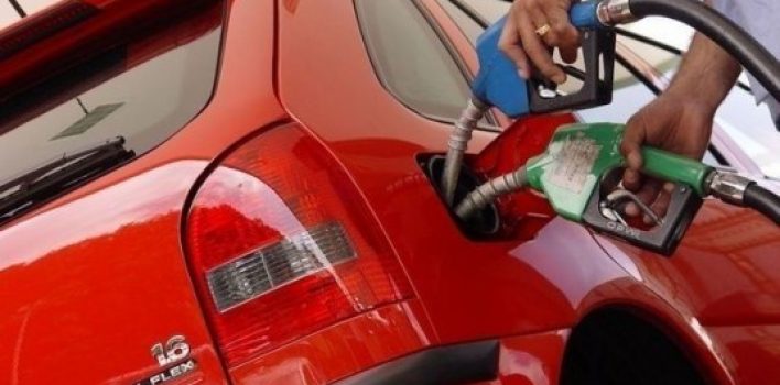 Preço do etanol subiu 2x mais que o da gasolina