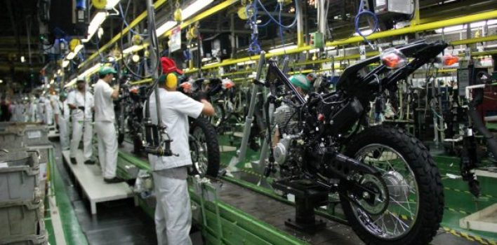 Produção de motos cresce e pode fechar o ano com 1 milhão de unidades