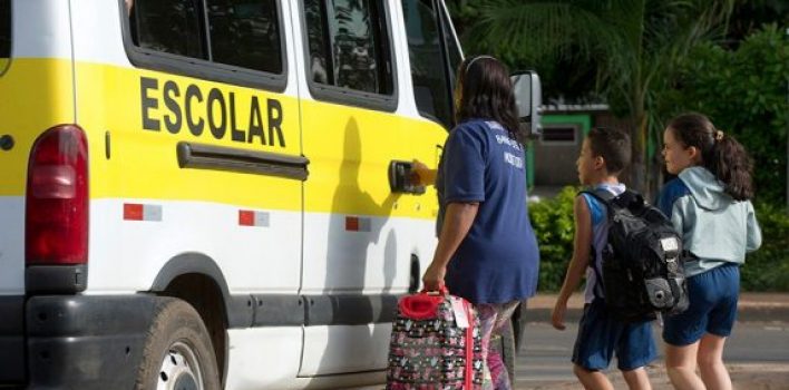 Proposta aumenta penalidade para condutores não autorizados de transporte escolar