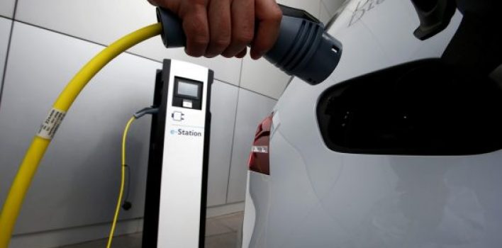 Venda de carros elétricos e híbridos no Brasil cresce 65% até maio