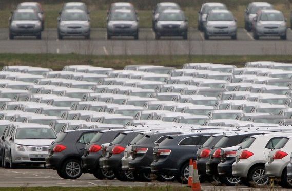 Venda de veículos novos sobe 9,6% em março, diz Fenabrave