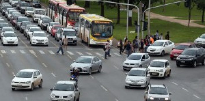 Frota de veículos registrada no Estado aumenta 161% em 20 anos