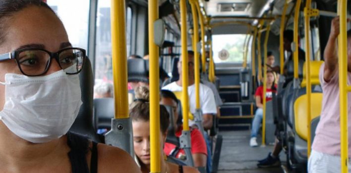 Prefeitura de SP aumenta frota de ônibus em circulação pelo 4º dia seguido após lotação de passageiros