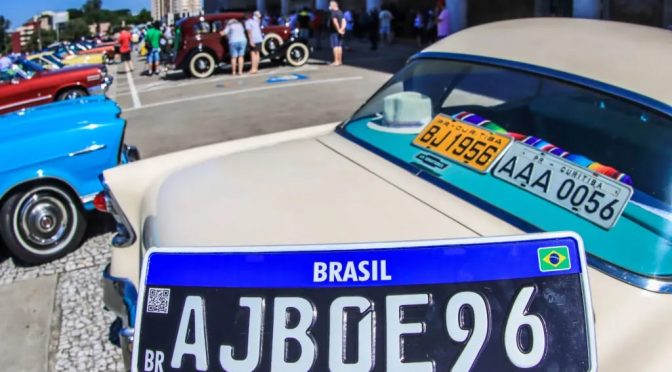 Quantos modelos de placas de carro já foram utilizados no Brasil?
