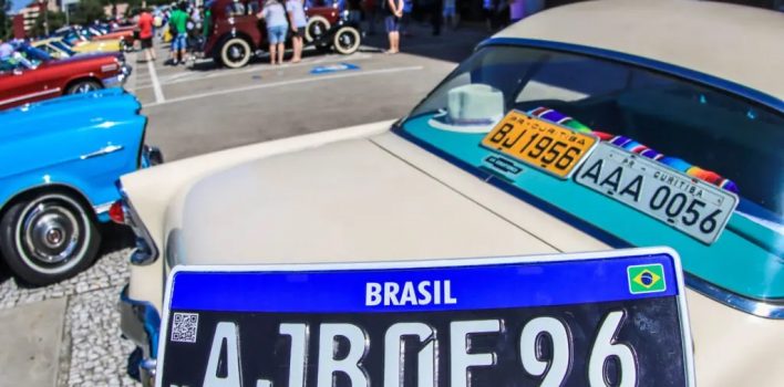 Quantos modelos de placas de carro já foram utilizados no Brasil?