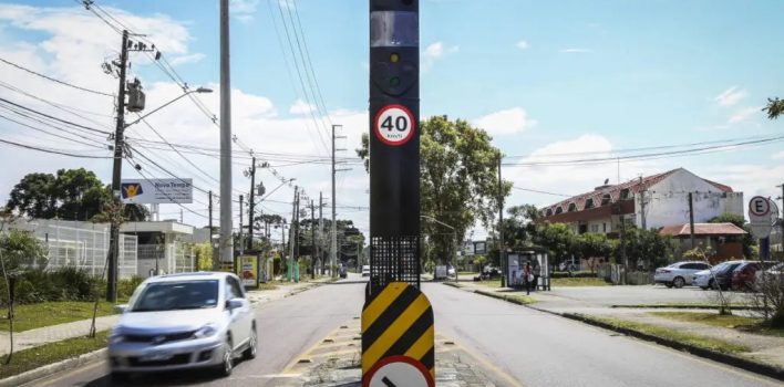 Radares deverão ter painel eletrônico e mostrar velocidade do veículo, prevê PL