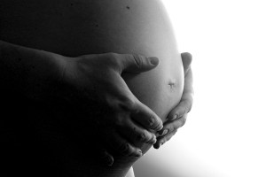 Dirigir na gestação: dicas para conforto da mãe e segurança do bebê