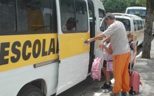 Volta às aulas: atenção para a segurança no transporte escolar