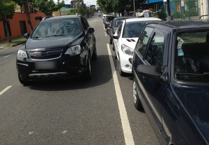 Veja situações irritantes que os motoristas insistem em fazer no trânsito
