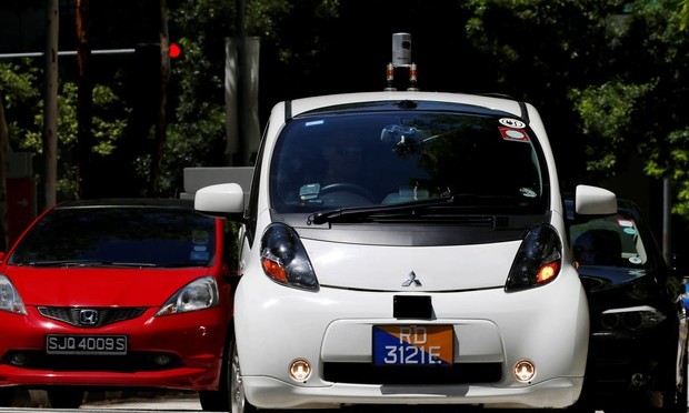 Primeiro táxi sem motorista começa a ser testado em Cingapura
