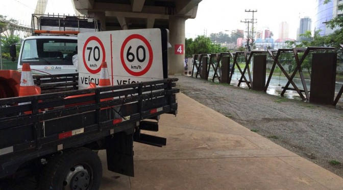 Justiça de SP derruba liminar e permite aumento de velocidade nas marginais