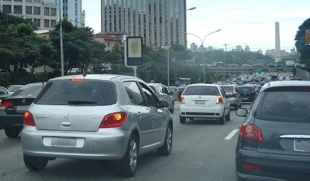 Lei pode proibir mudança de modelo em carros antes de um ano