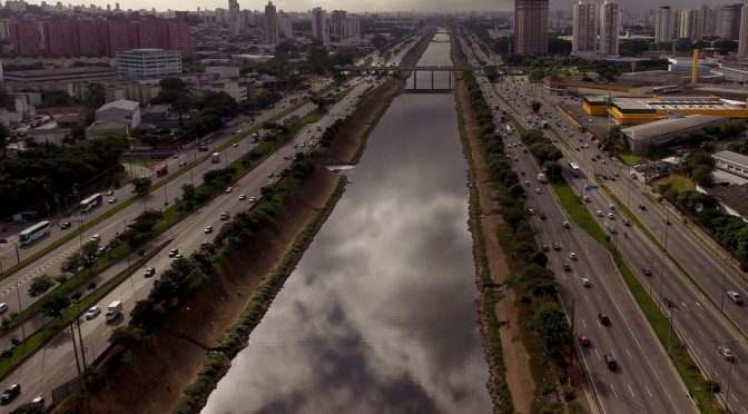 CET vai fiscalizar motorista por velocidade média em trajeto específico em SP