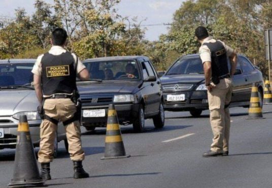 Avisar sobre blitz é crime?
