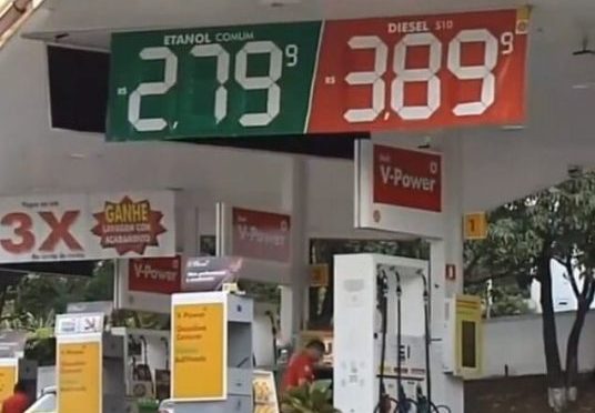 Preços dos combustíveis confundem consumidor em postos