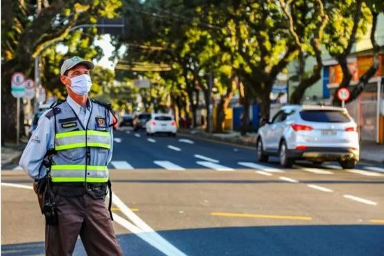 Multas de trânsito podem ser convertidas em advertências por escrito