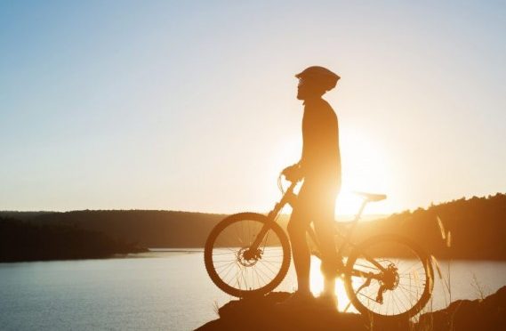 Ciclista também tem que respeitar as leis do trânsito