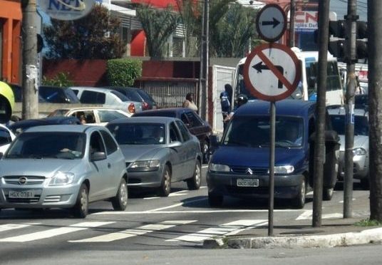 Denatran suspende pagamento de multas com cartão de crédito