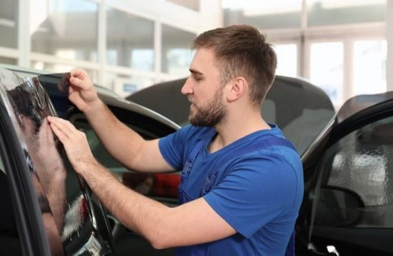 Insulfilm nos vidros do carro: veja como transitar dentro das regras