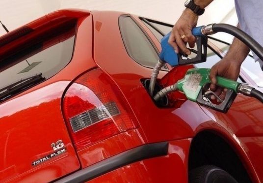 Preço do etanol subiu 2x mais que o da gasolina