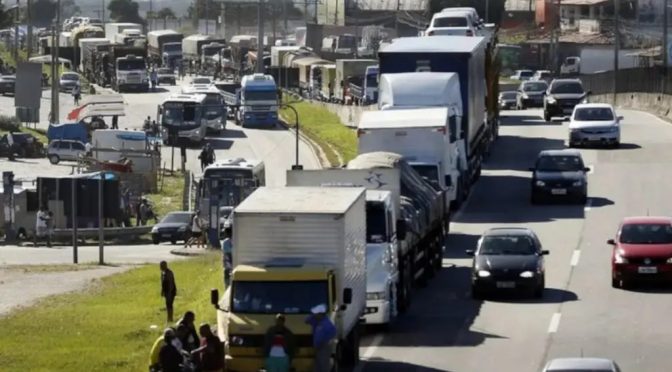 Exame toxicológico: quem perdeu prazo têm 30 dias para regularizar situação e não ser multado